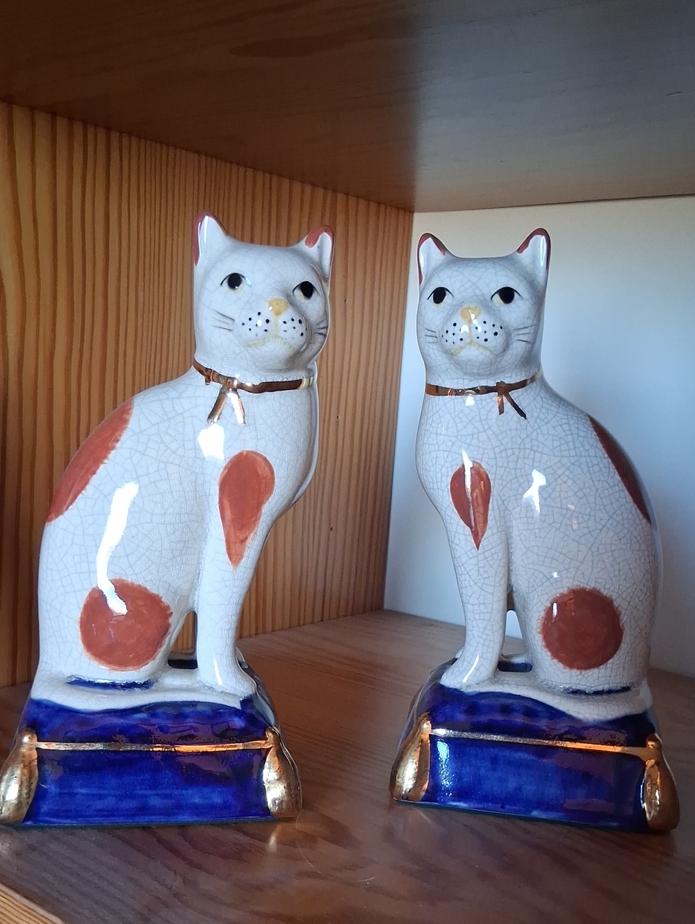 Ceramic Fitz And Floyd Cat Figurine (Pair) - Decorative Pet Statue 7.5 Inches